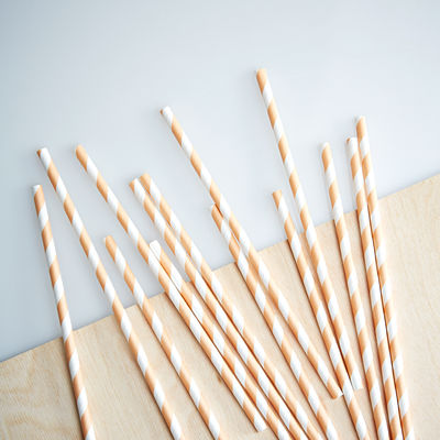 Raidallinen paperipilli, persikka (25 kpl)