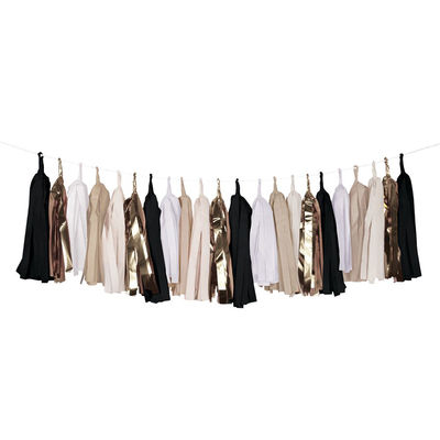 Musta/juhla -tupsuviiri